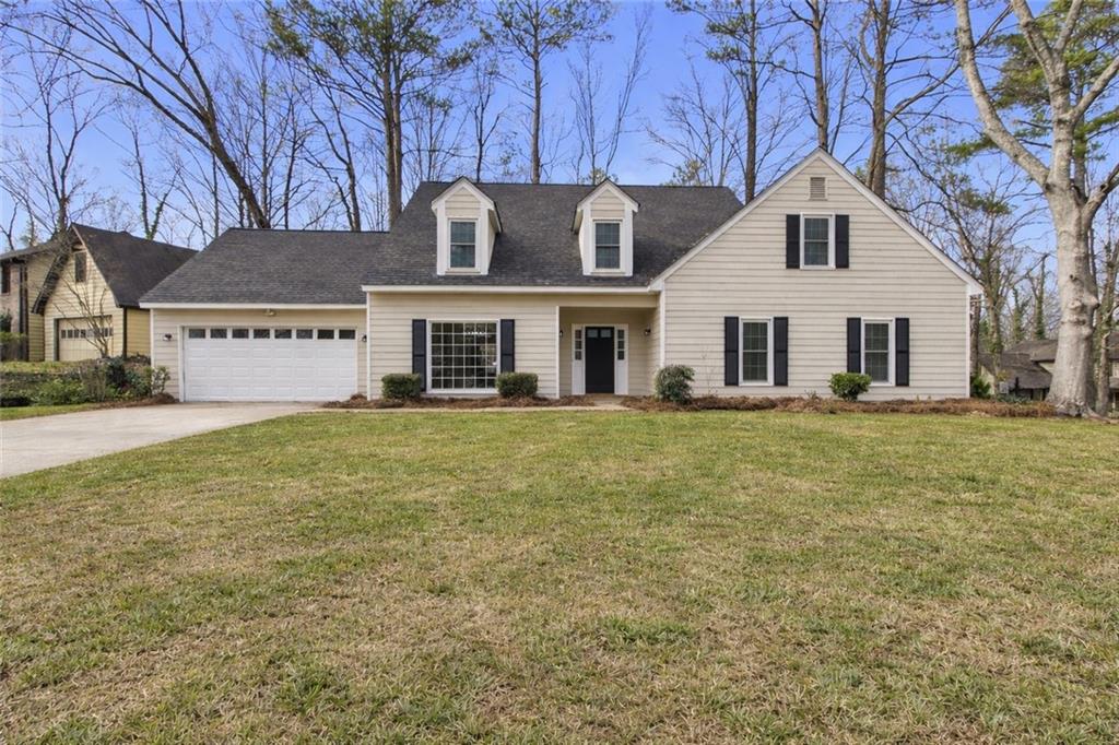 1400 Fieldgreen Overlook