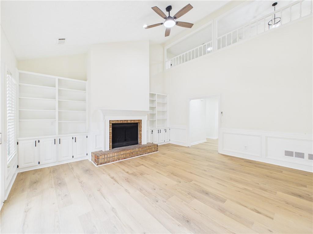 1400 Fieldgreen Overlook