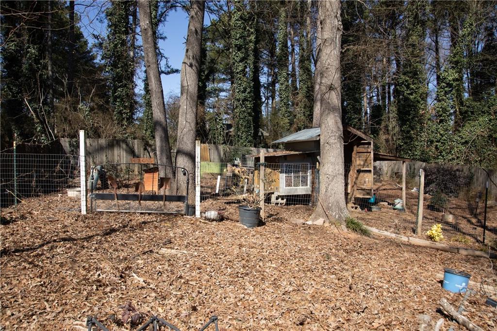 1821 Rose Garden Lane