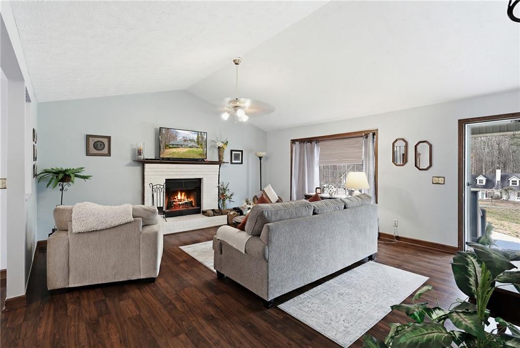 5730 Garden Walk