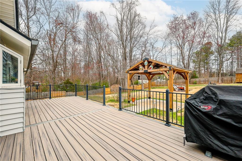 5730 Garden Walk