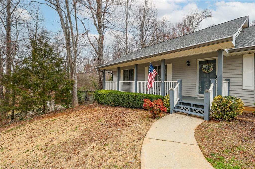 5730 Garden Walk