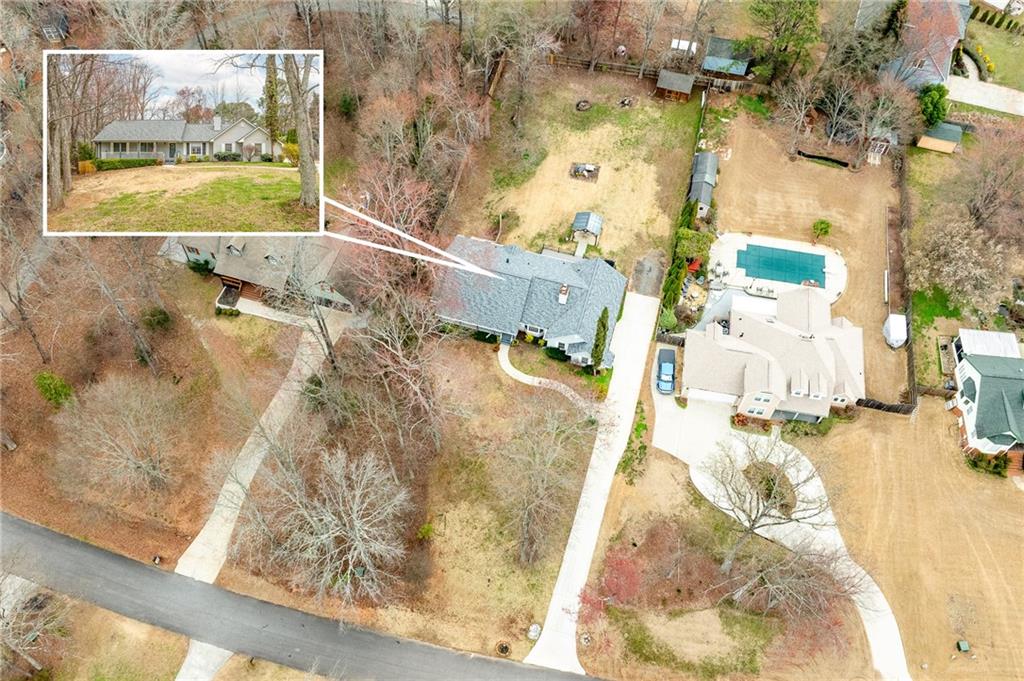 5730 Garden Walk