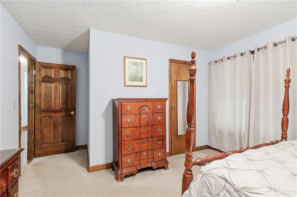 5730 Garden Walk