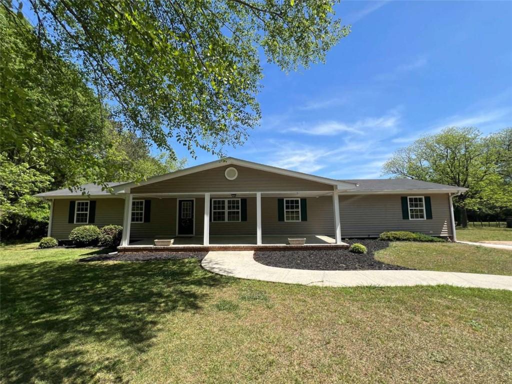 1104 Christian Circle