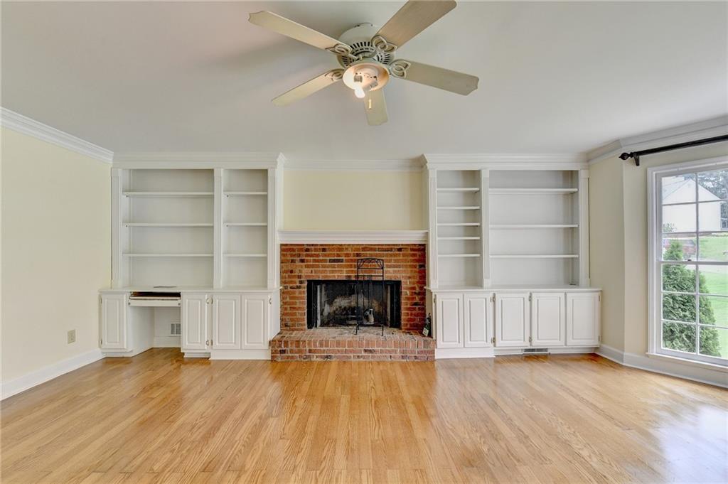 1447 Watsons Place