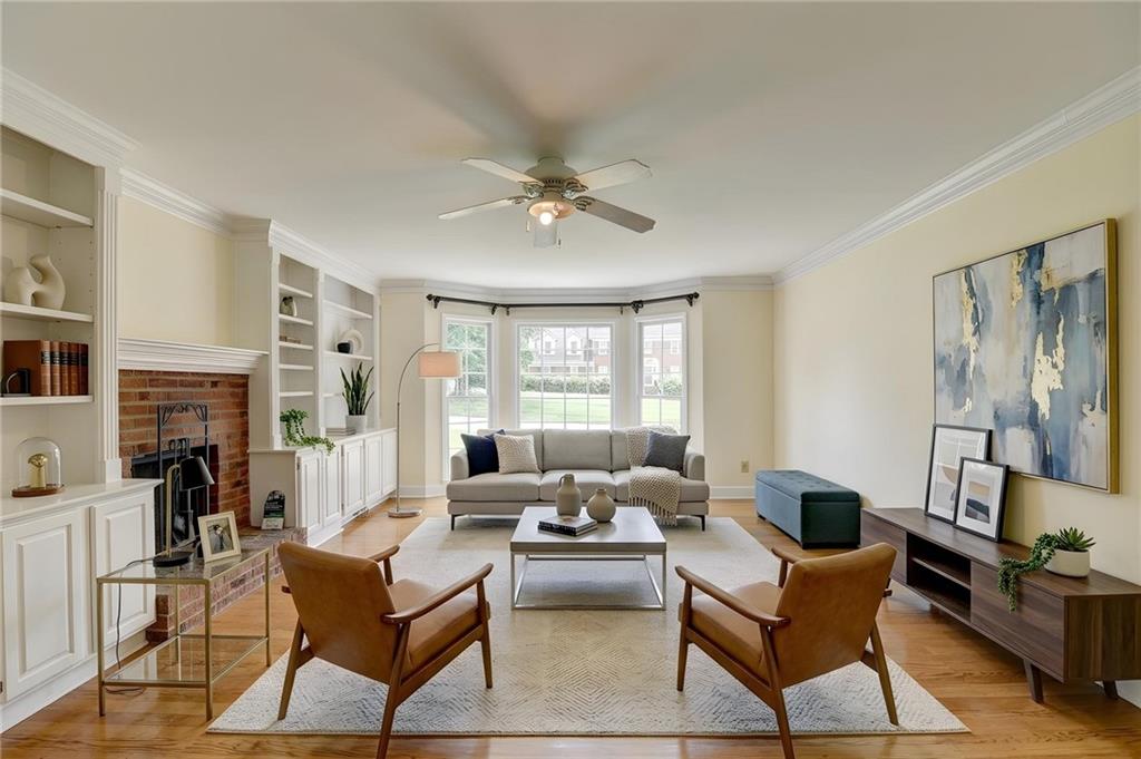 1447 Watsons Place