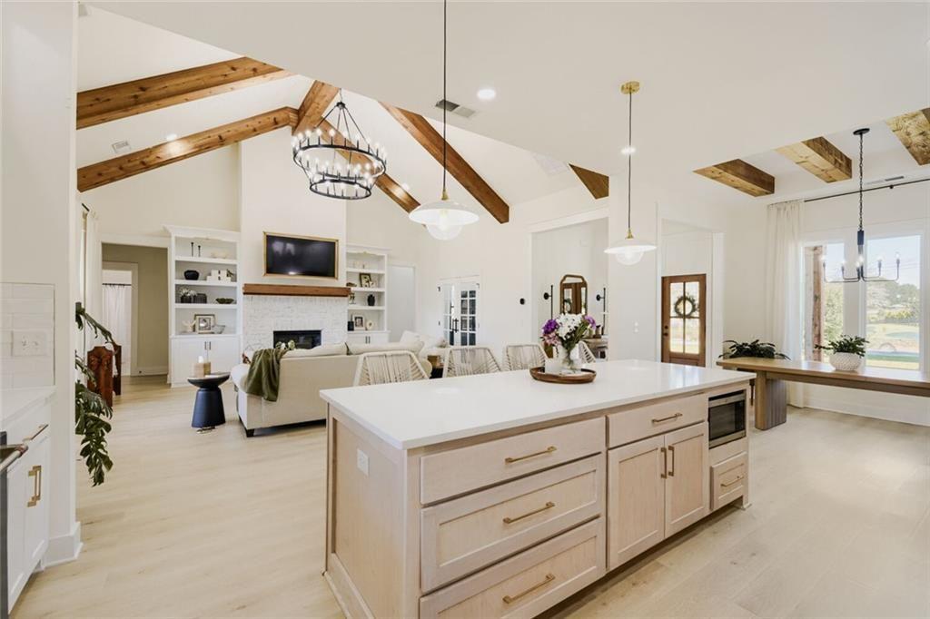1225 Rocky Creek Road