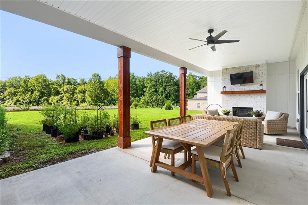 1225 Rocky Creek Road