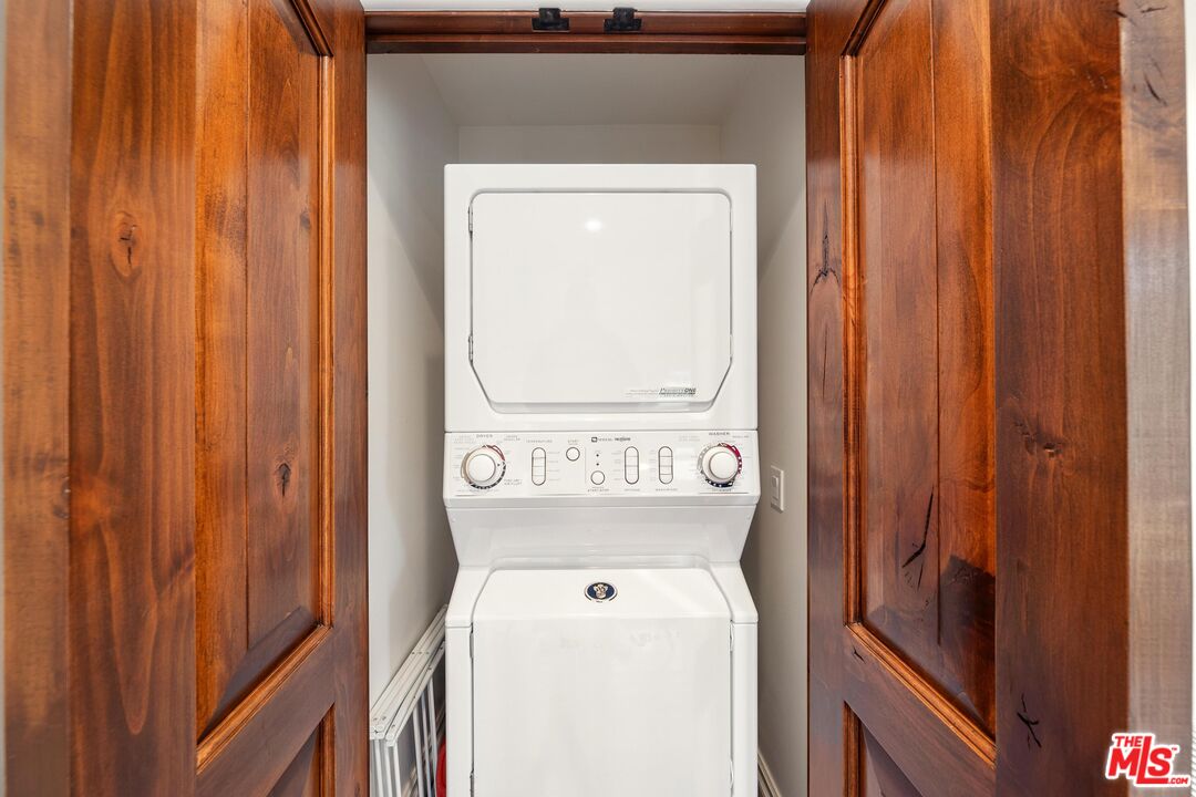 849 14th St Unit: 3