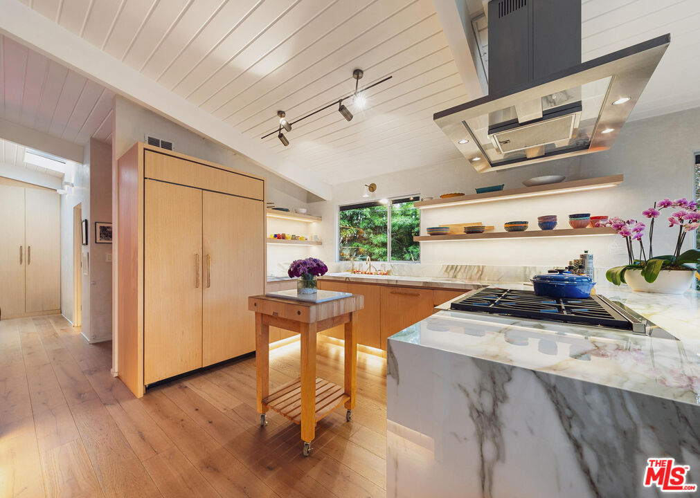 295 Mabery Rd