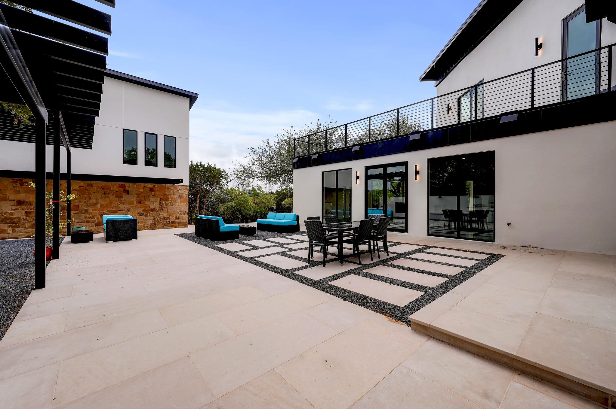 700 Rancho Grande DR