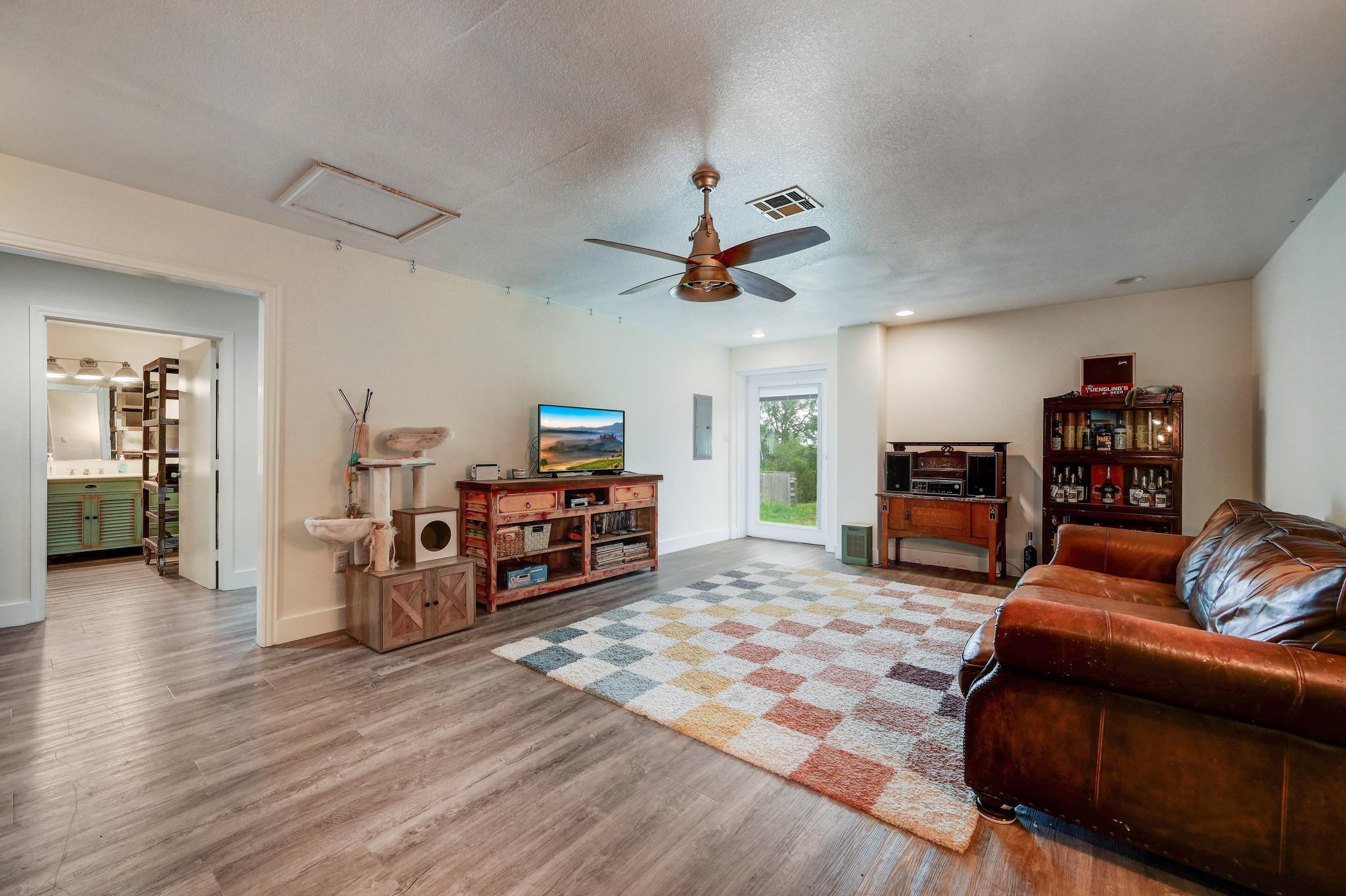 6350 Mount Sharp RD # B