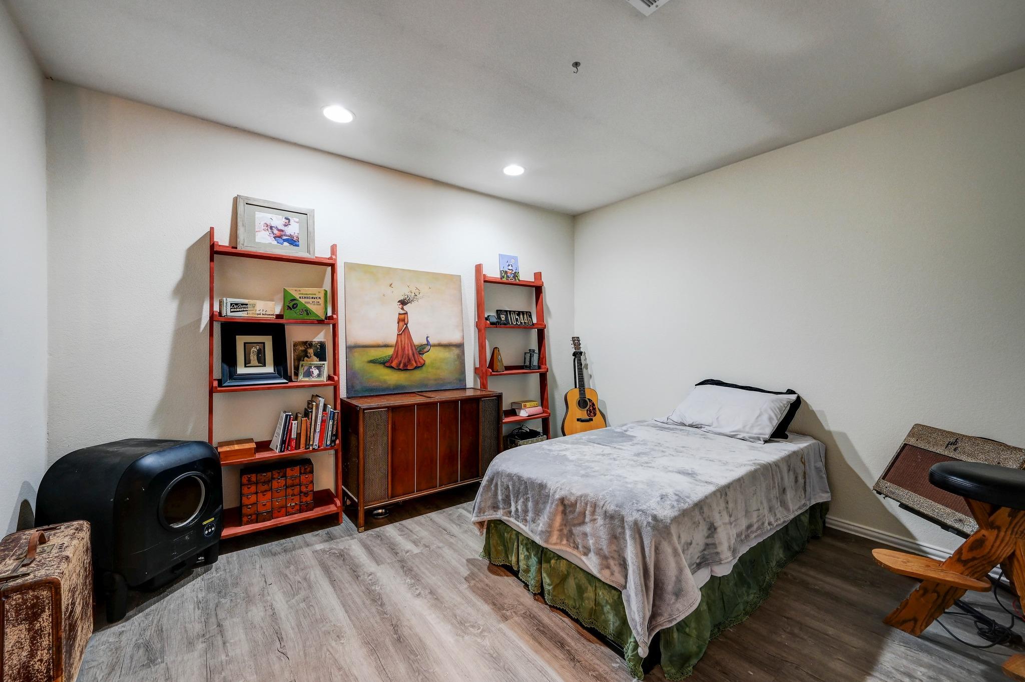 6350 Mount Sharp RD # B