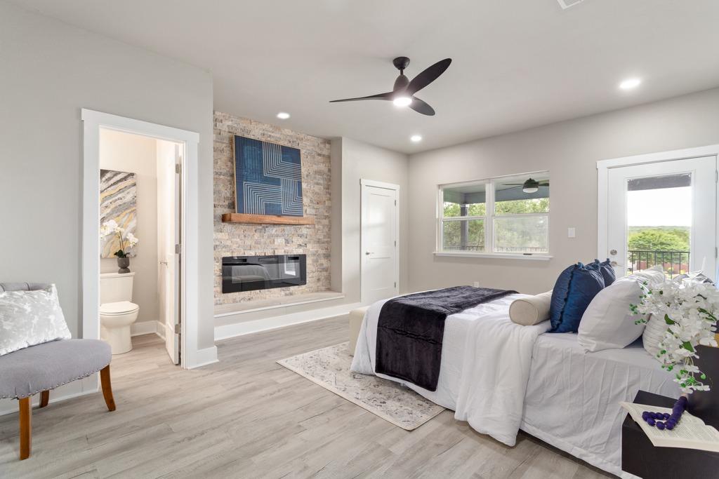10 Honeysuckle LN
