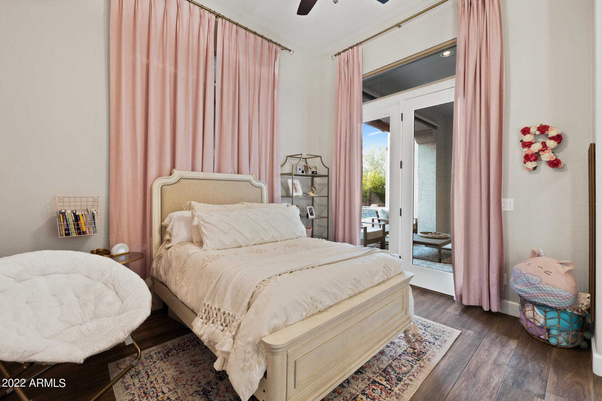 3534 N BOULDER CANYON Street