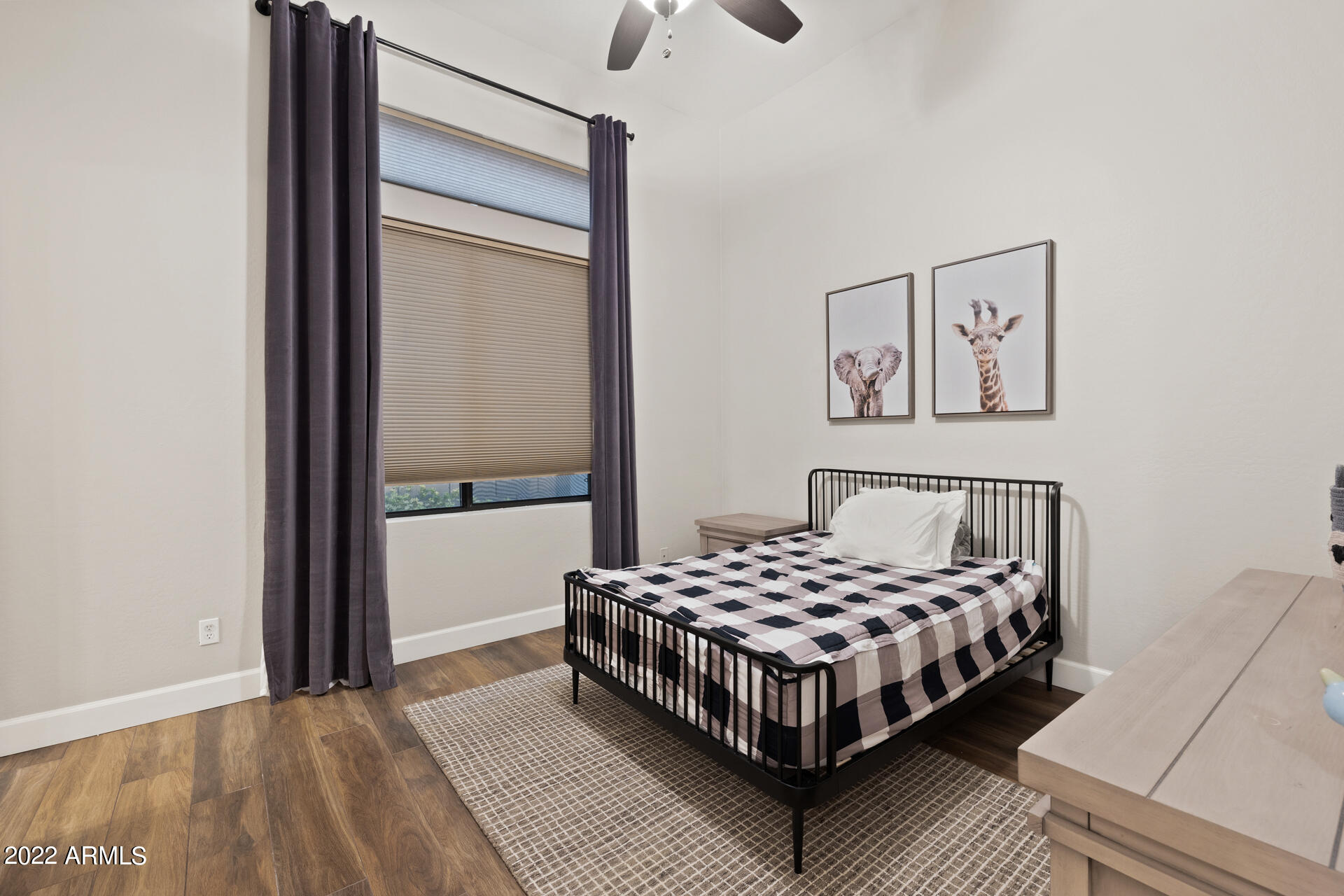 3534 N BOULDER CANYON Street