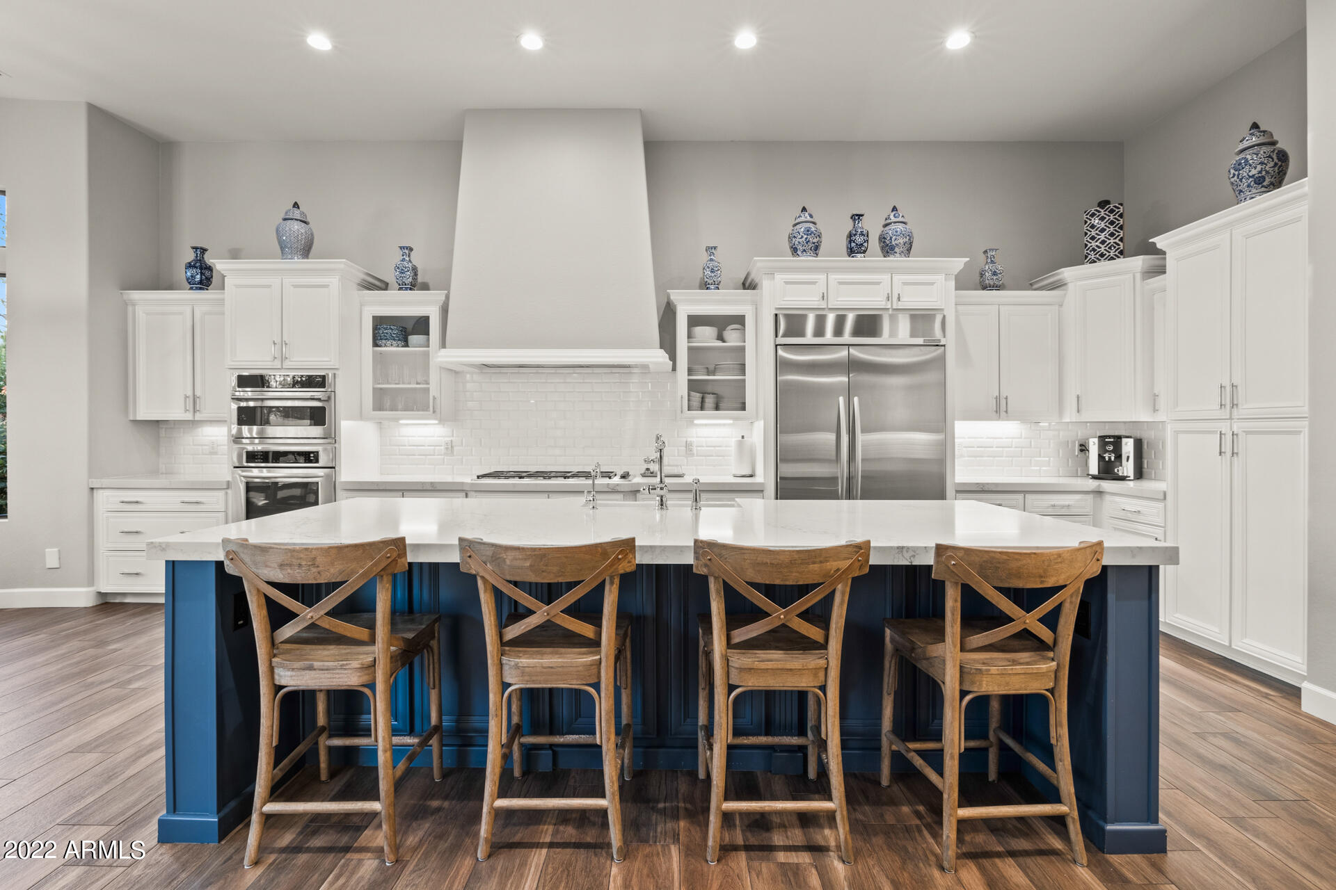 3534 N BOULDER CANYON Street