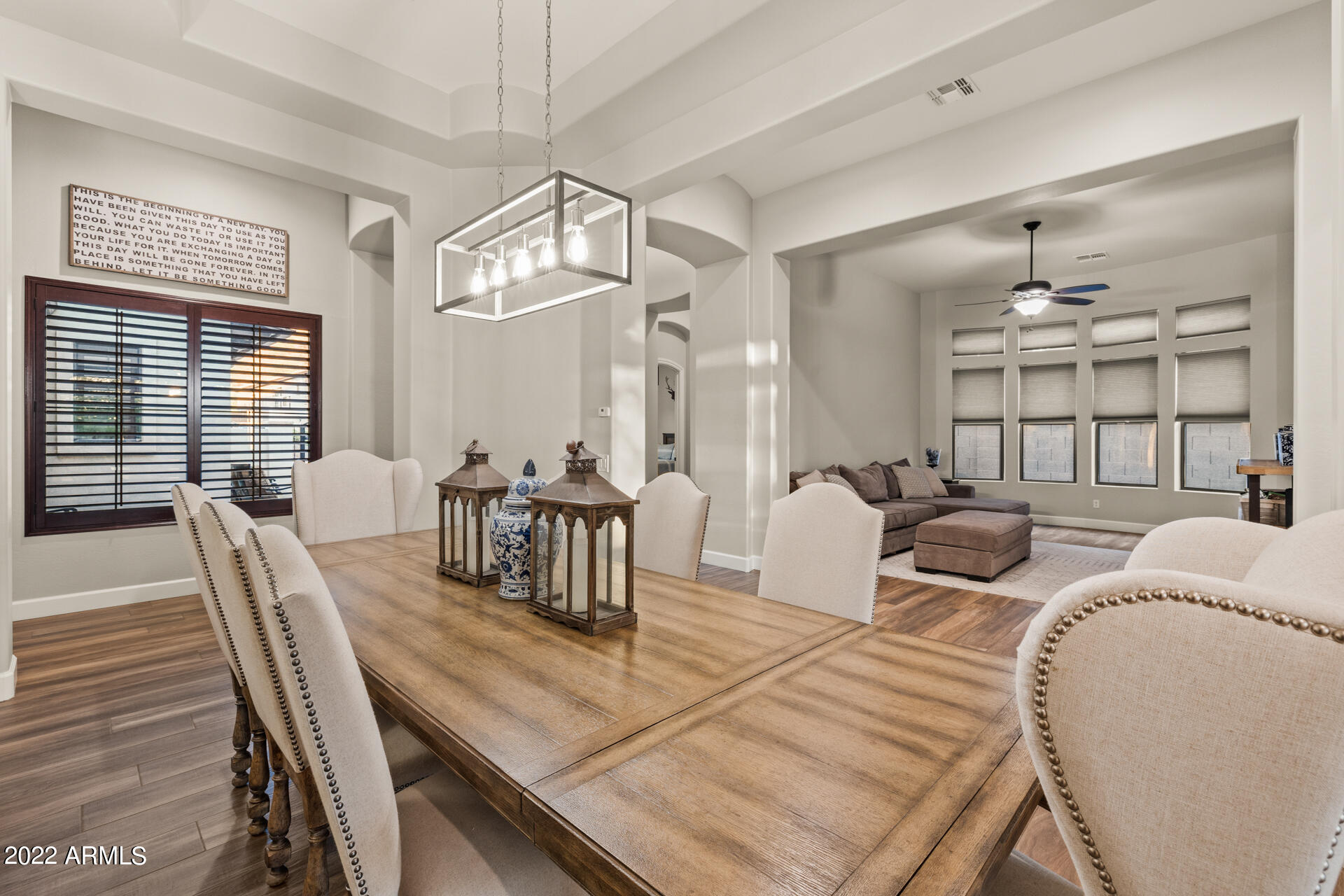 3534 N BOULDER CANYON Street