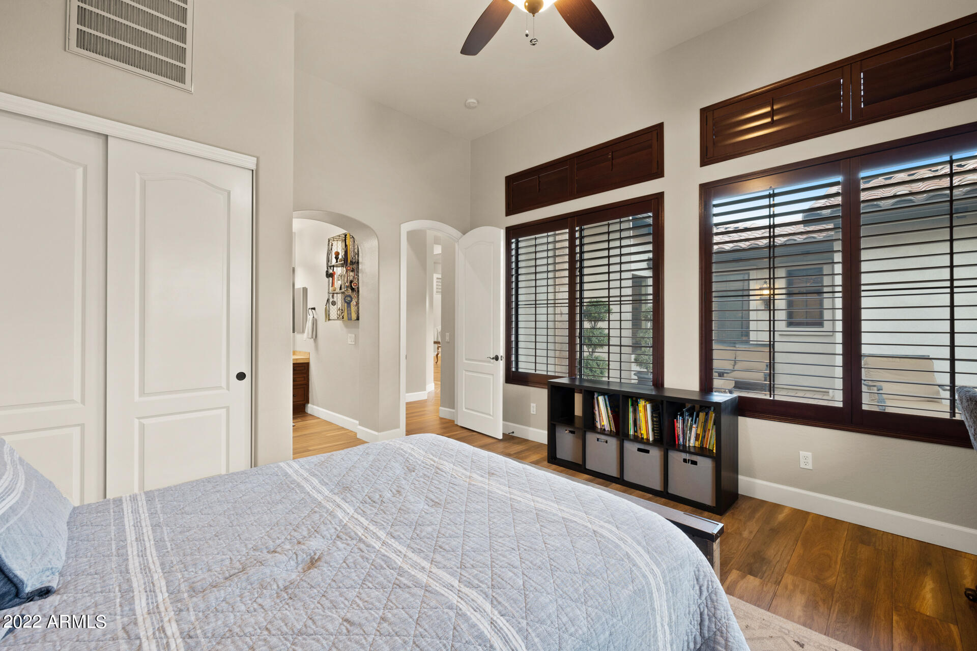 3534 N BOULDER CANYON Street