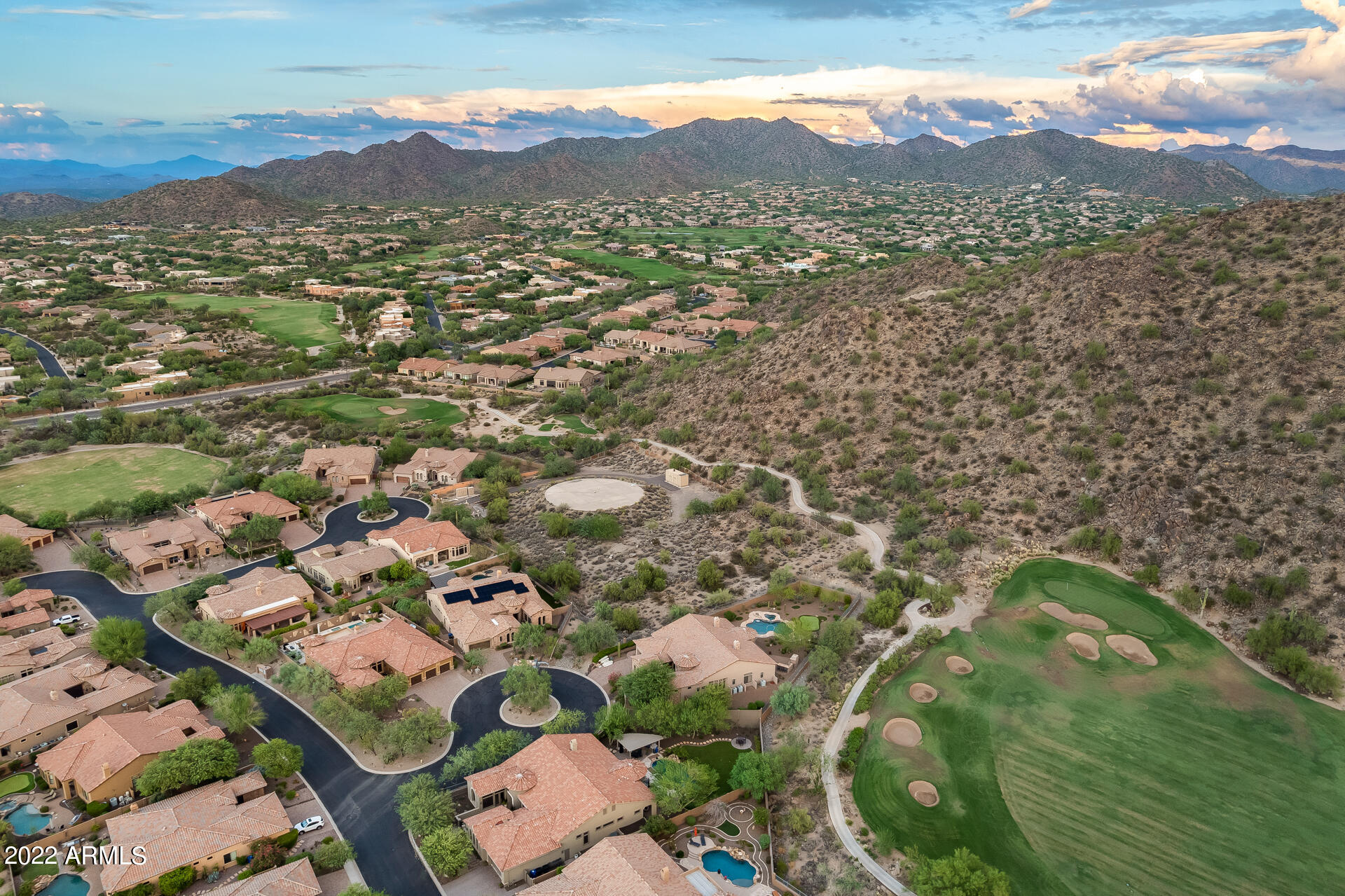 3534 N BOULDER CANYON Street