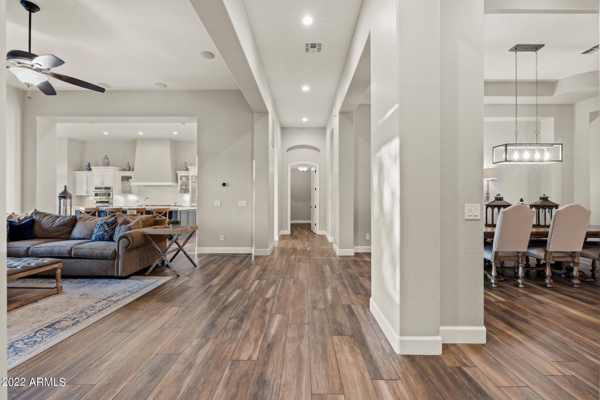 3534 N BOULDER CANYON Street