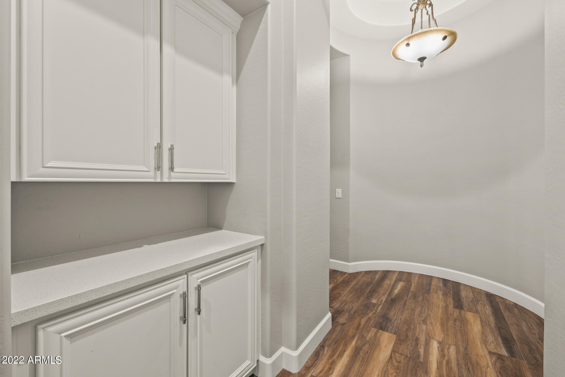 3534 N BOULDER CANYON Street