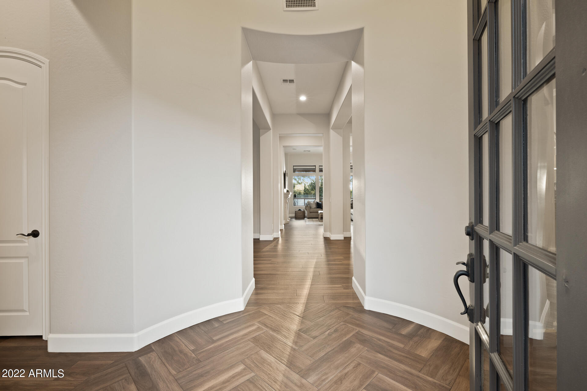 3534 N BOULDER CANYON Street