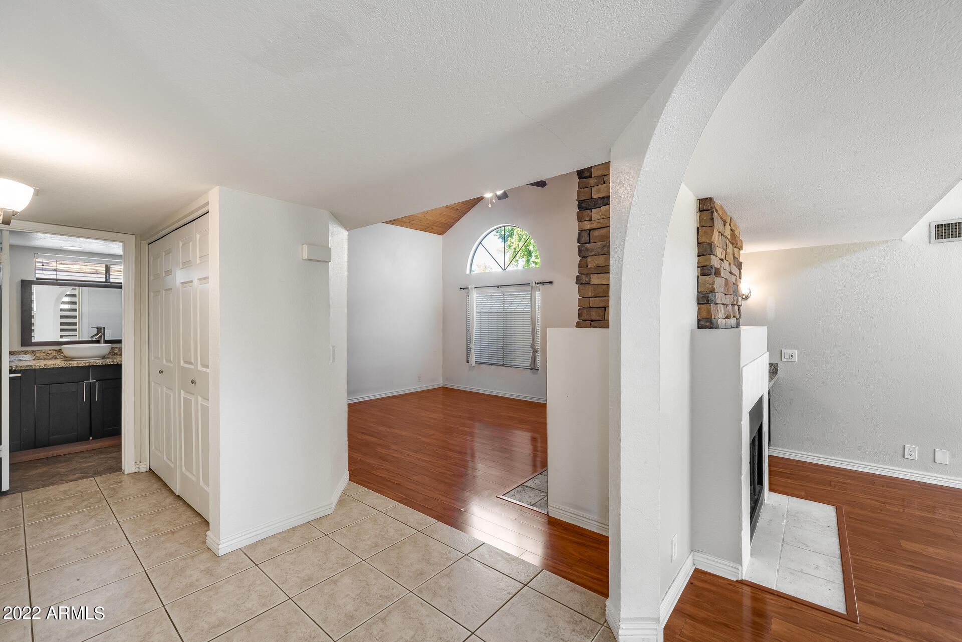 4818 E HILLERY Drive