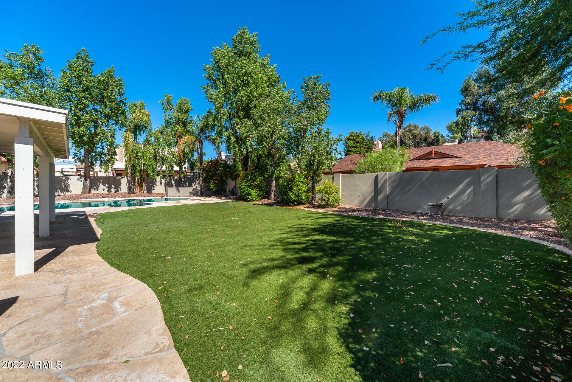 4818 E HILLERY Drive