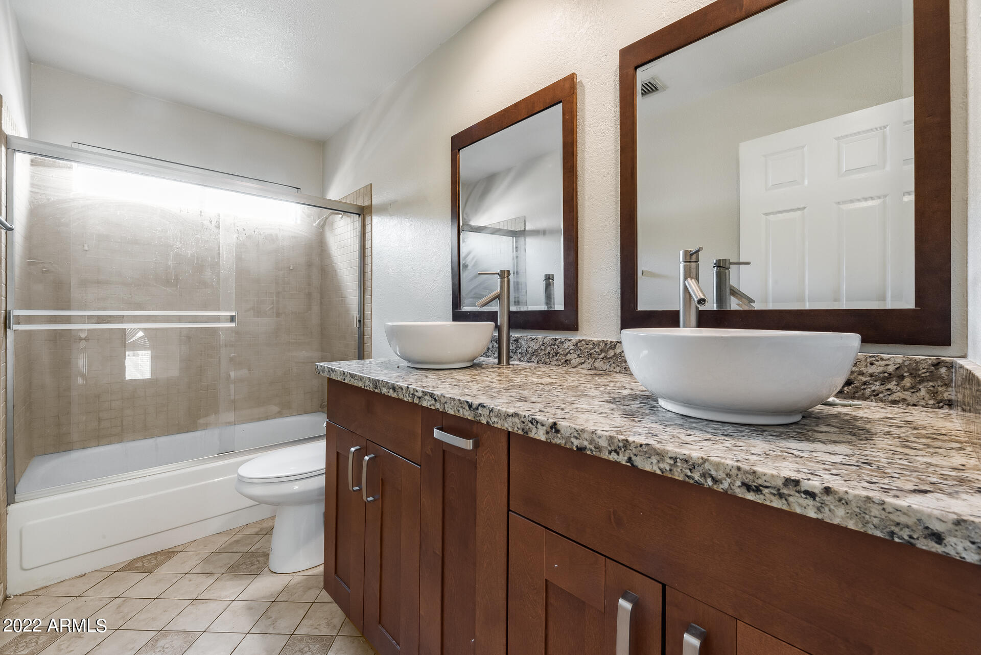 4818 E HILLERY Drive