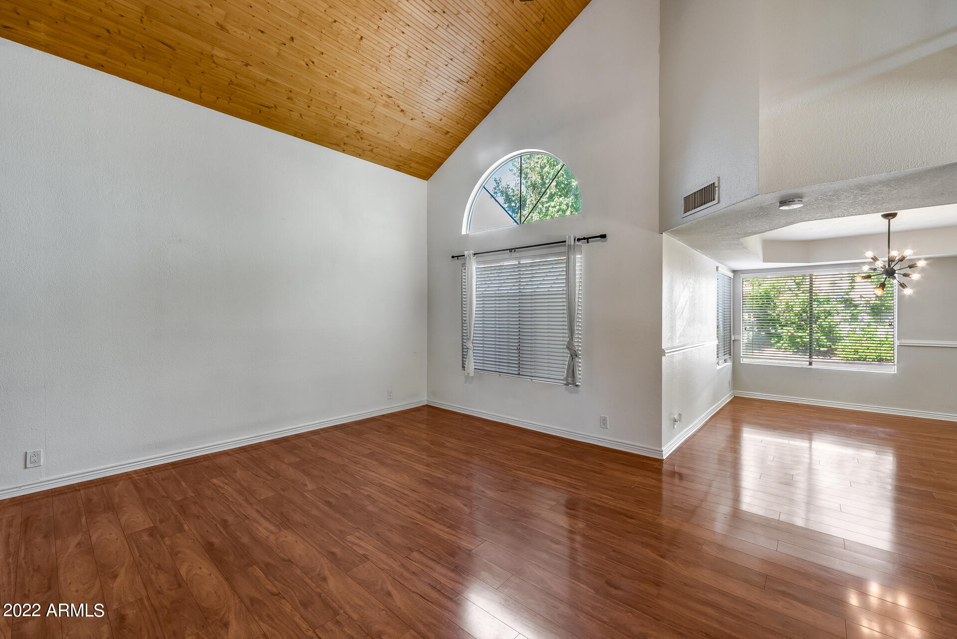 4818 E HILLERY Drive