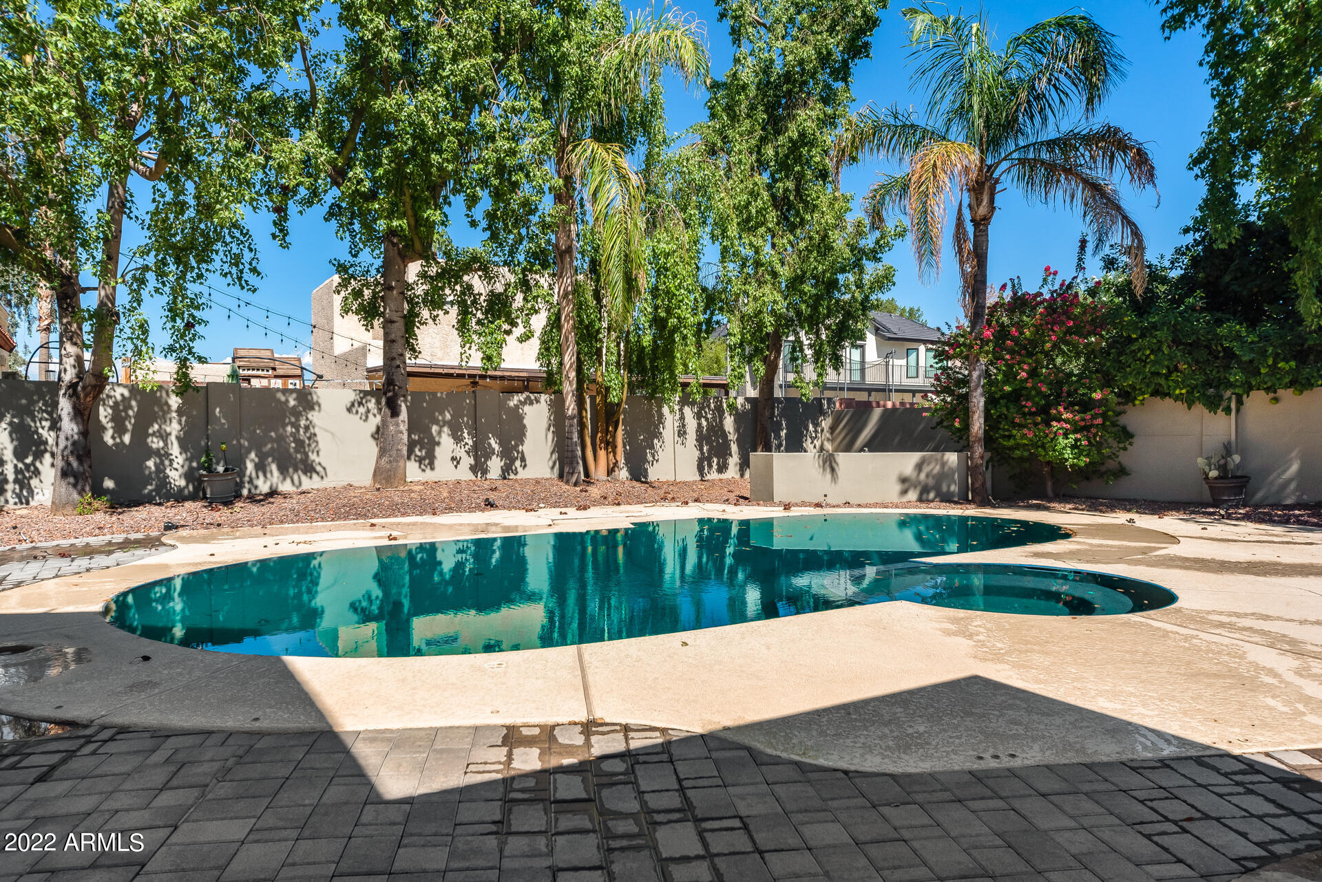 4818 E HILLERY Drive