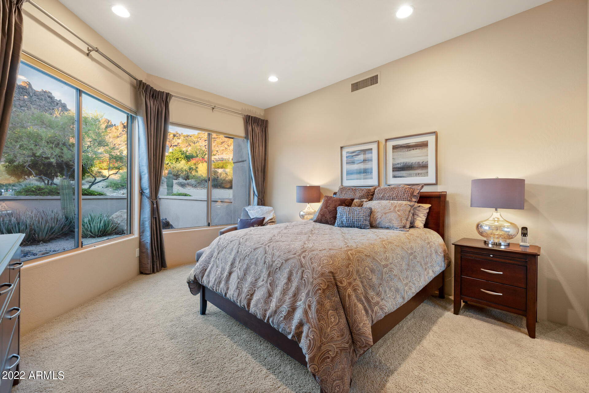 11171 E DESERT VISTA Drive