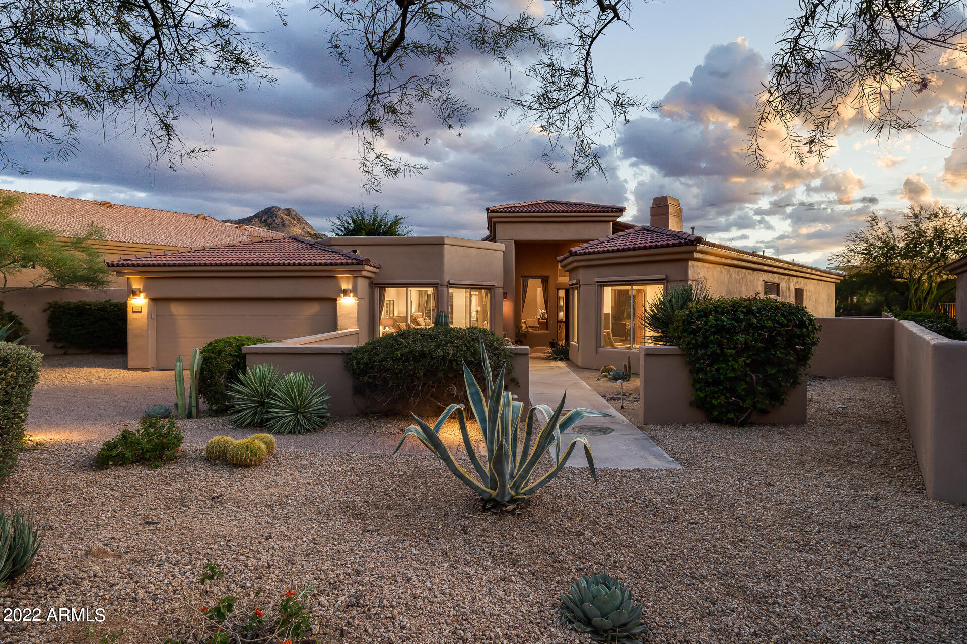 11171 E DESERT VISTA Drive