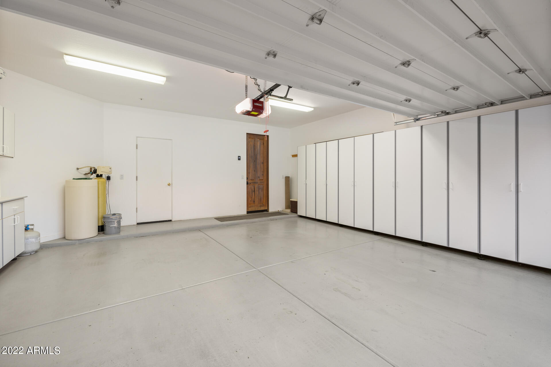 11171 E DESERT VISTA Drive