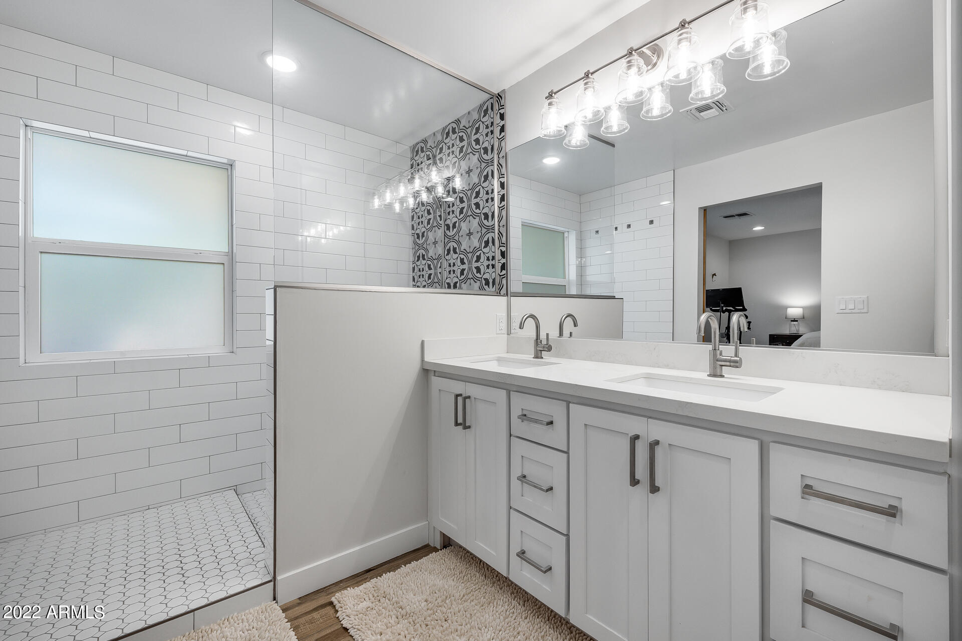 8508 E HEATHERBRAE Avenue