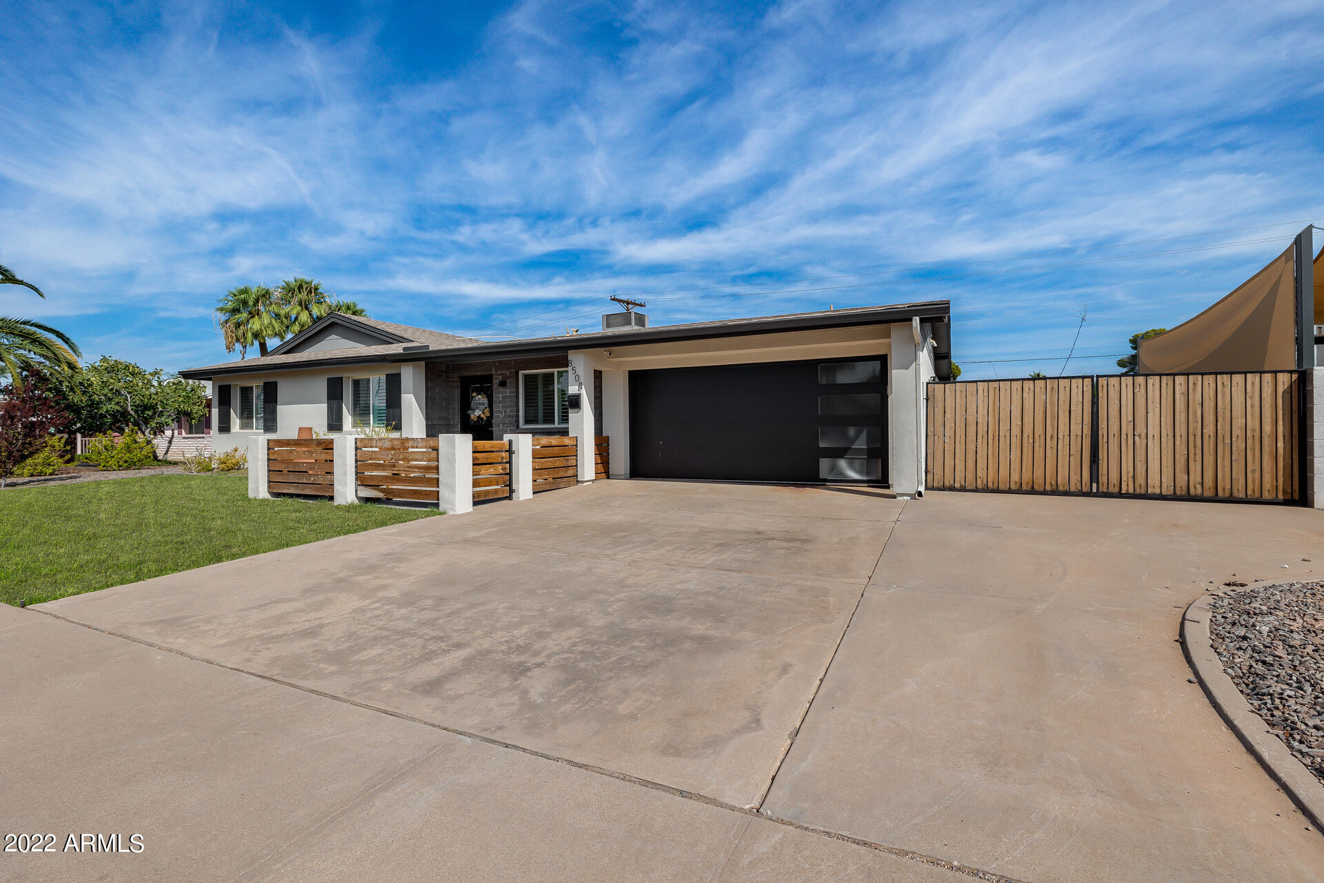 8508 E HEATHERBRAE Avenue