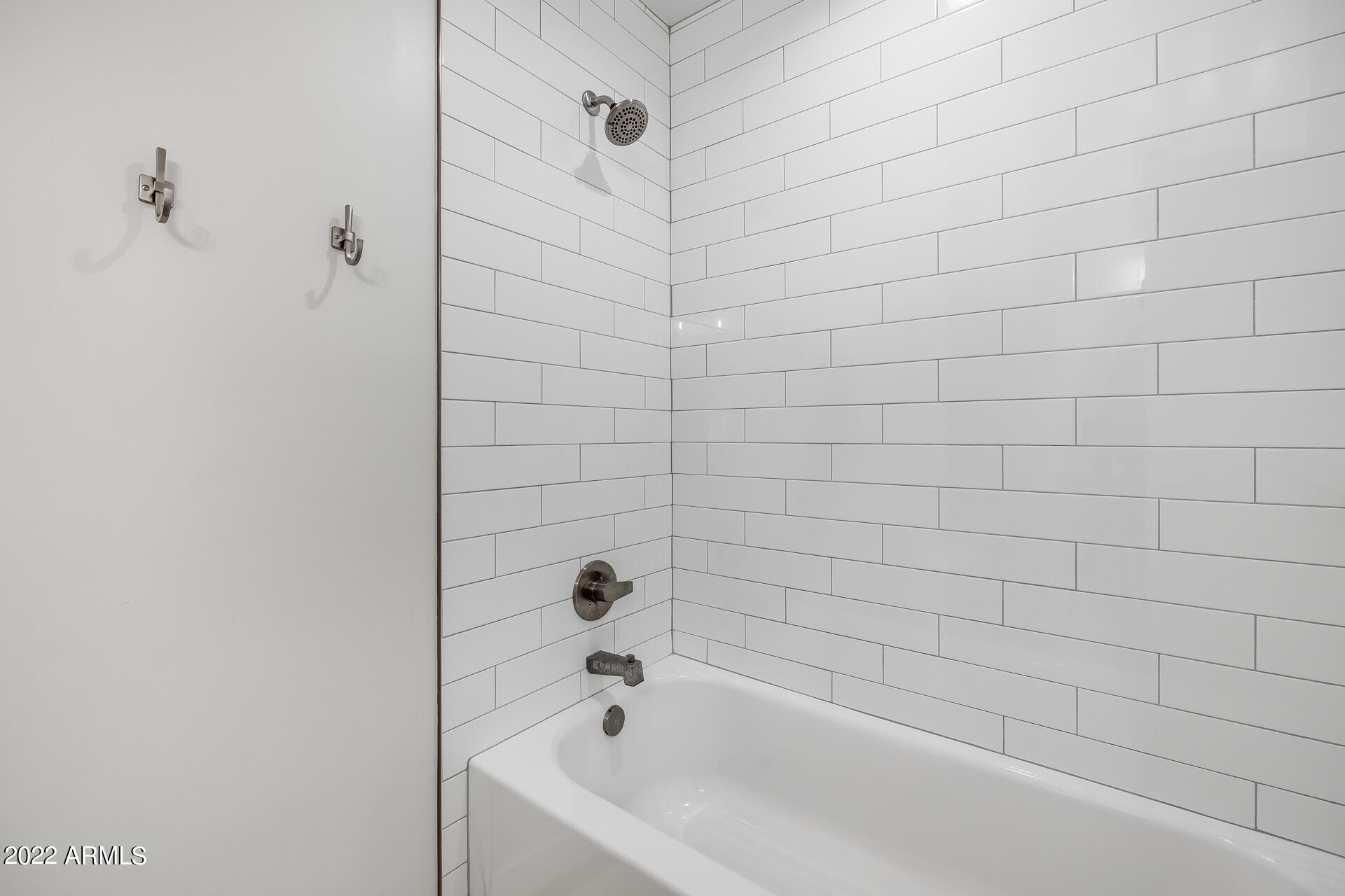 8508 E HEATHERBRAE Avenue