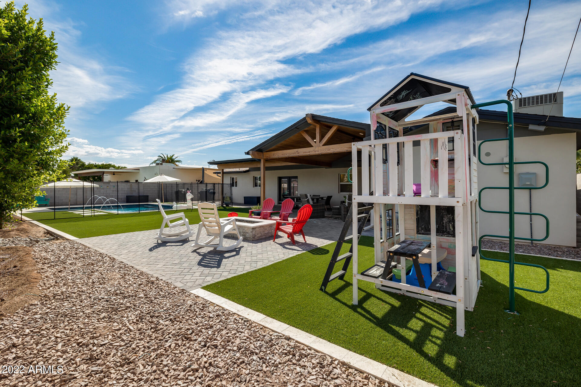 8508 E HEATHERBRAE Avenue