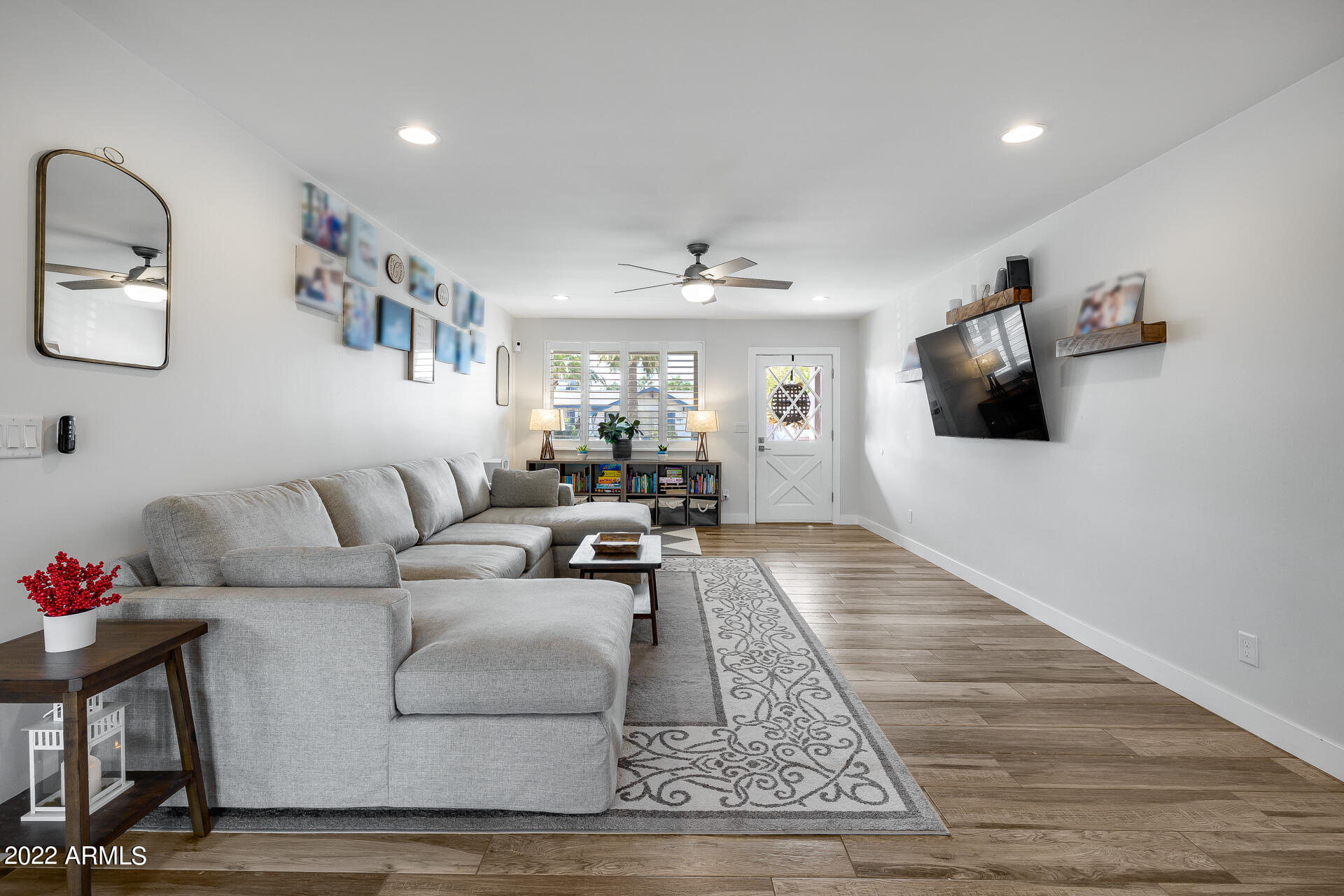 8508 E HEATHERBRAE Avenue