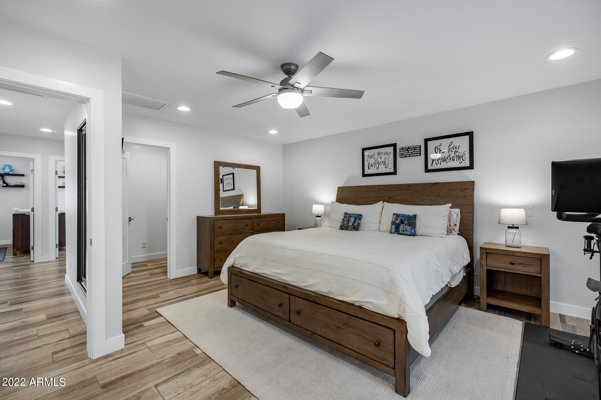 8508 E HEATHERBRAE Avenue