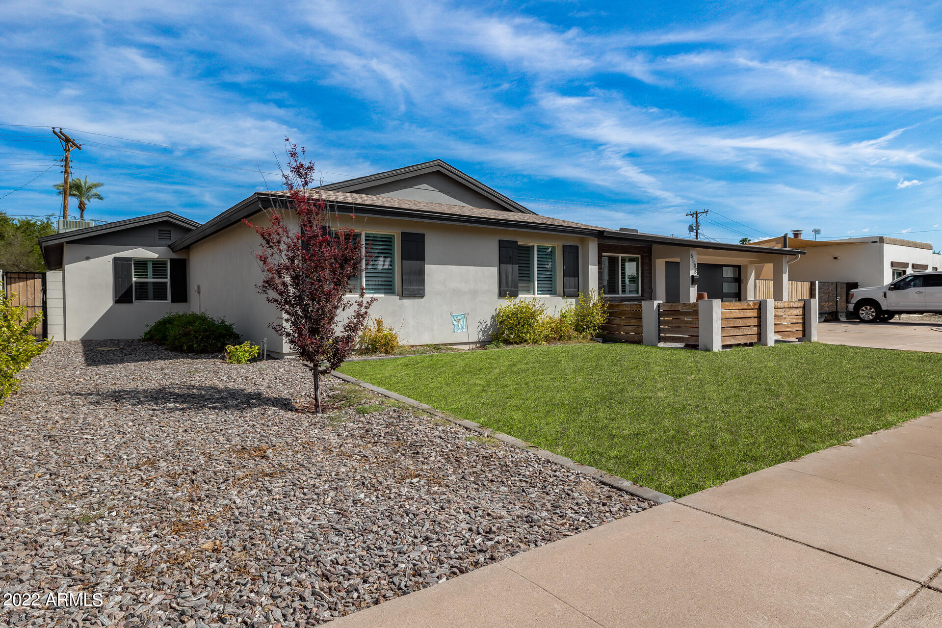 8508 E HEATHERBRAE Avenue