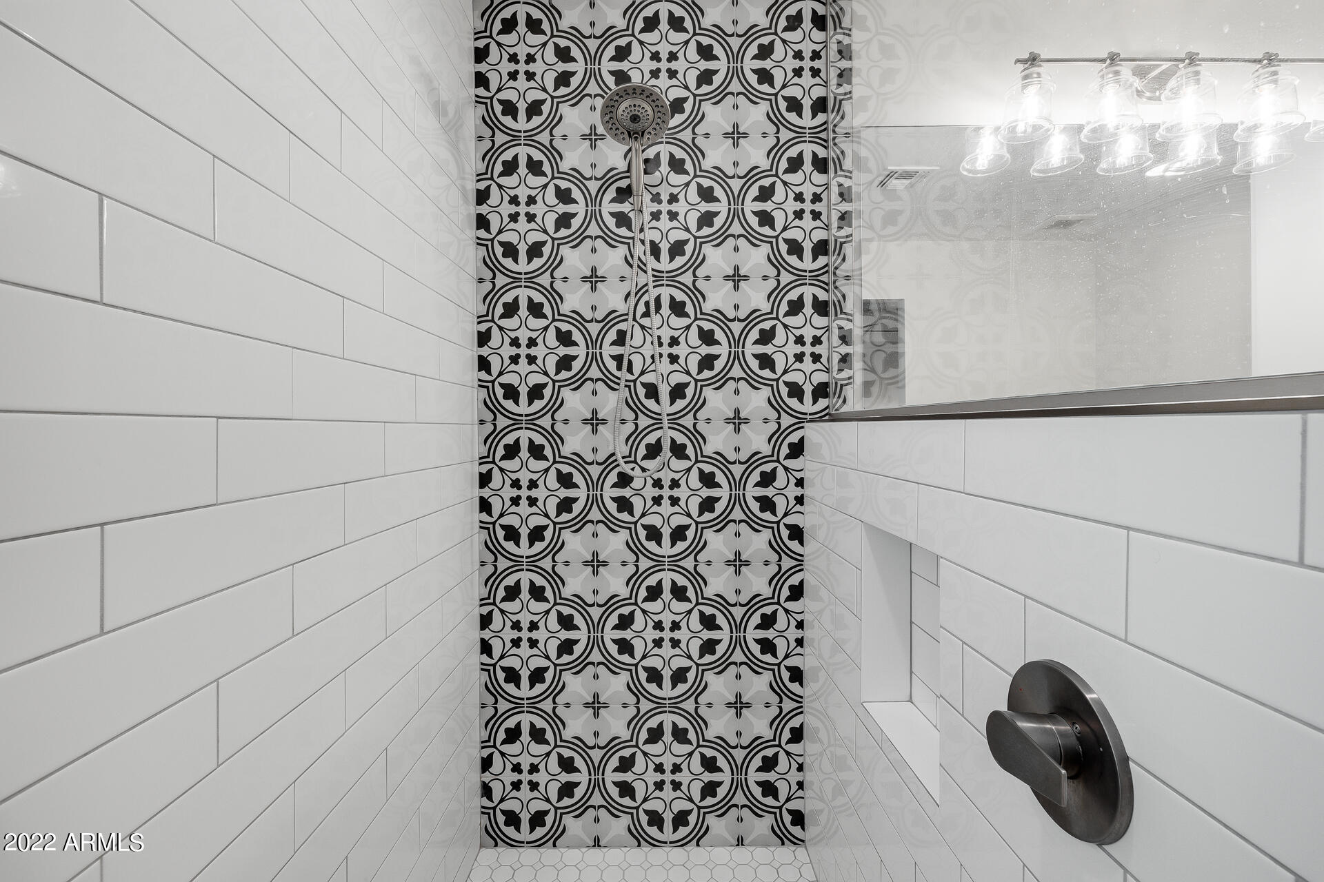 8508 E HEATHERBRAE Avenue