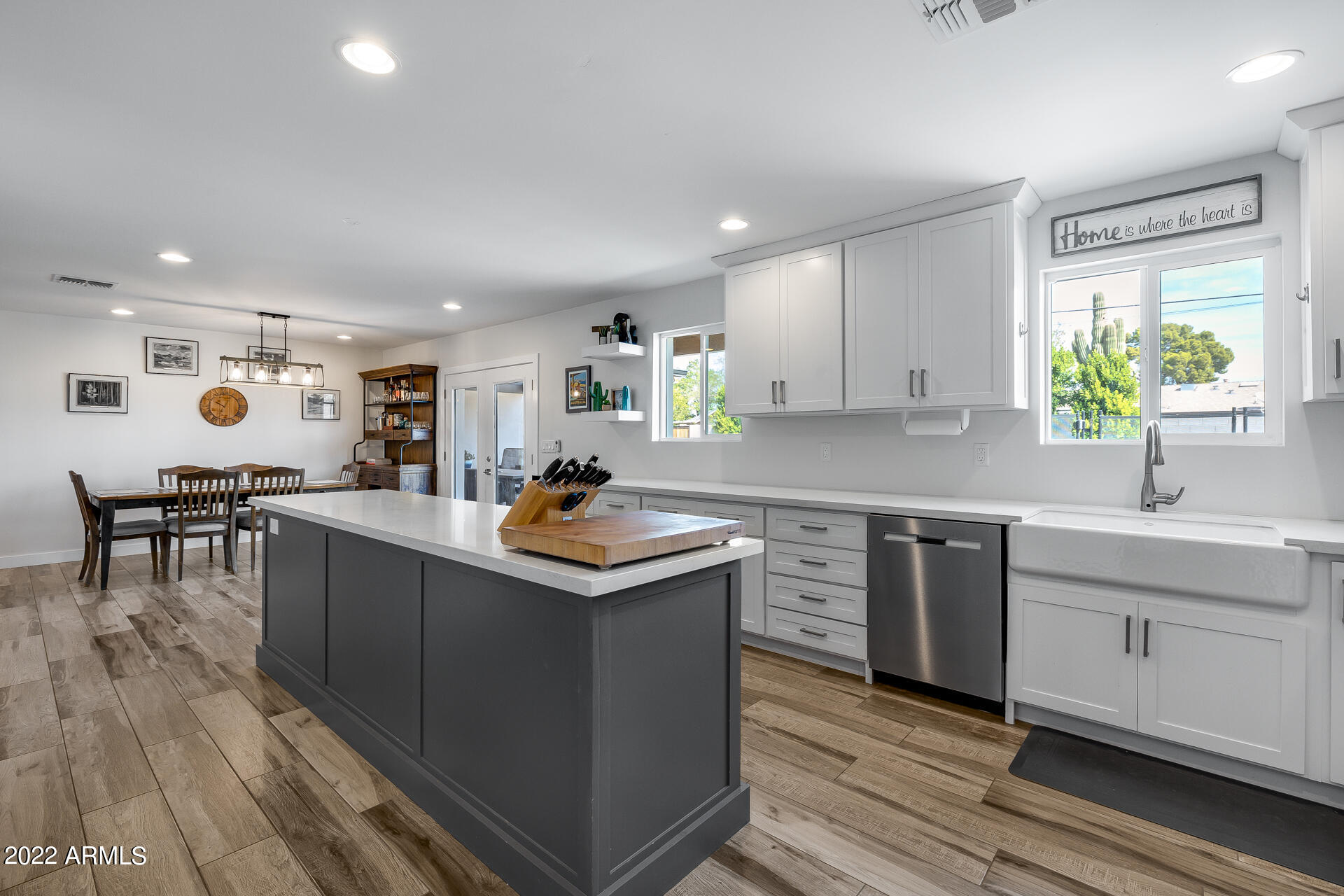 8508 E HEATHERBRAE Avenue