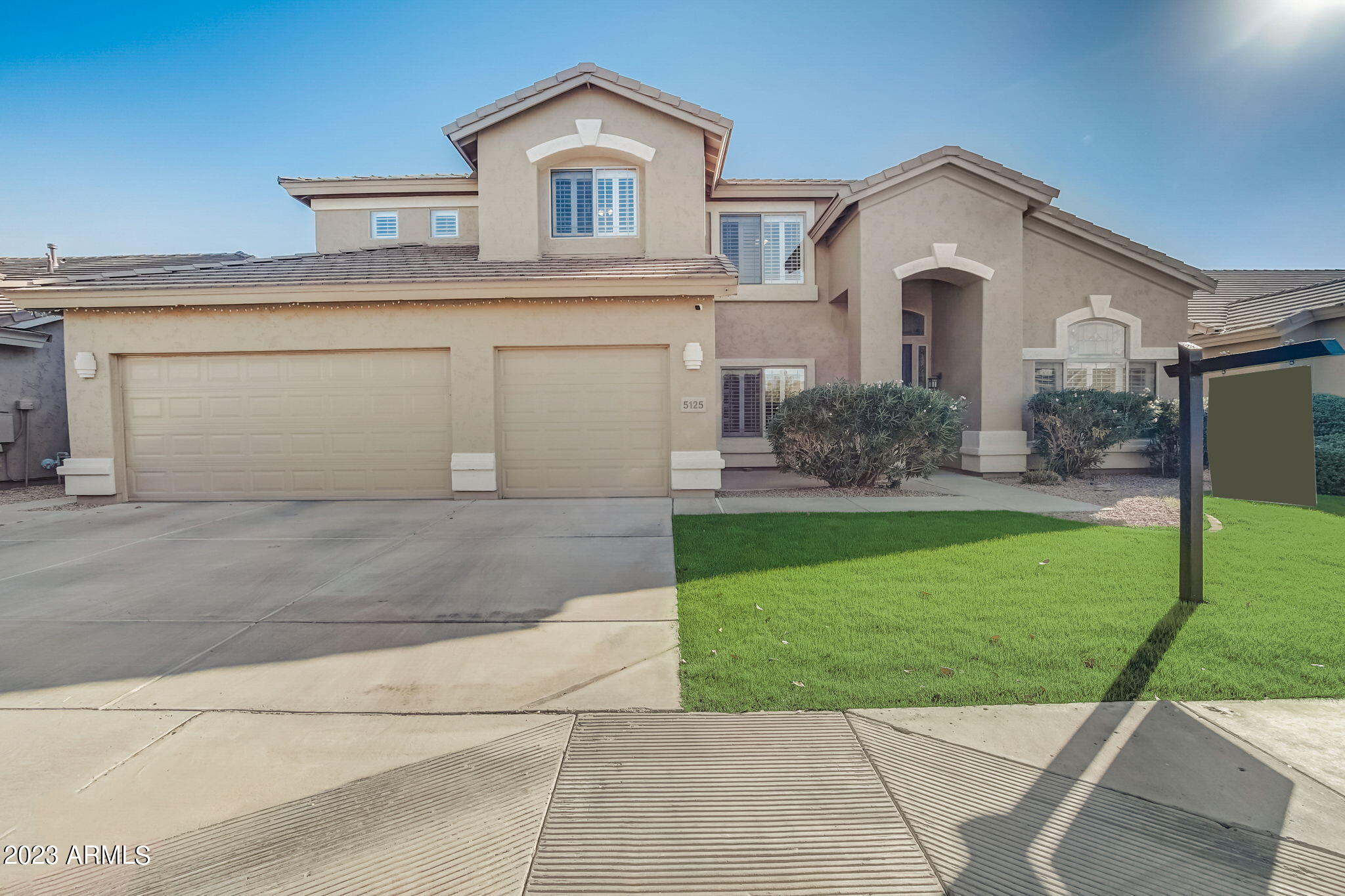 5125 E VILLA RITA Drive