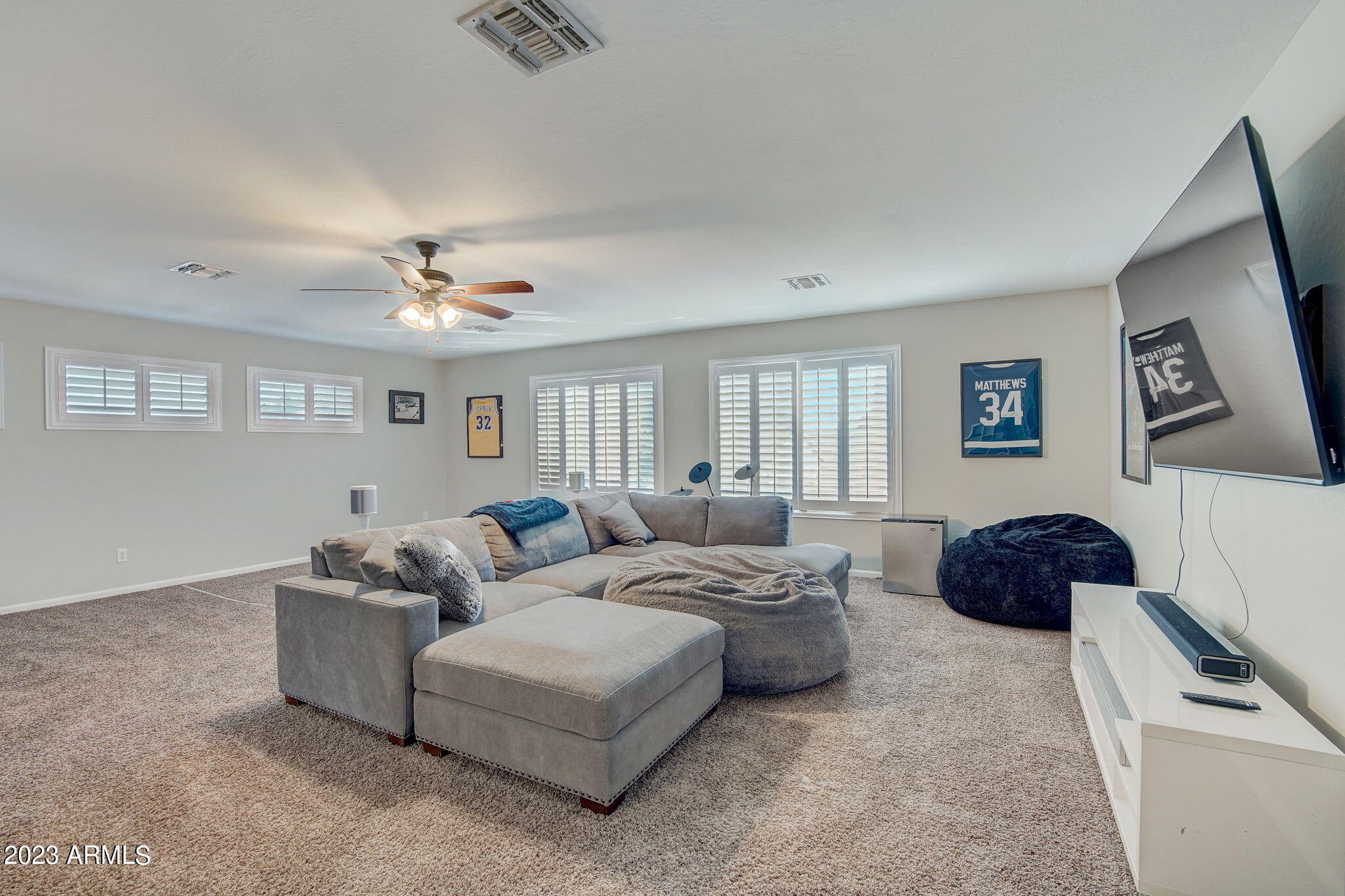 5125 E VILLA RITA Drive