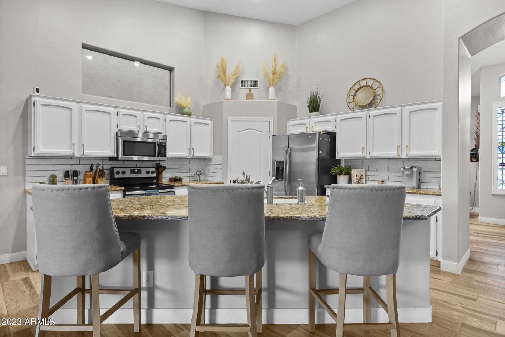 5125 E VILLA RITA Drive