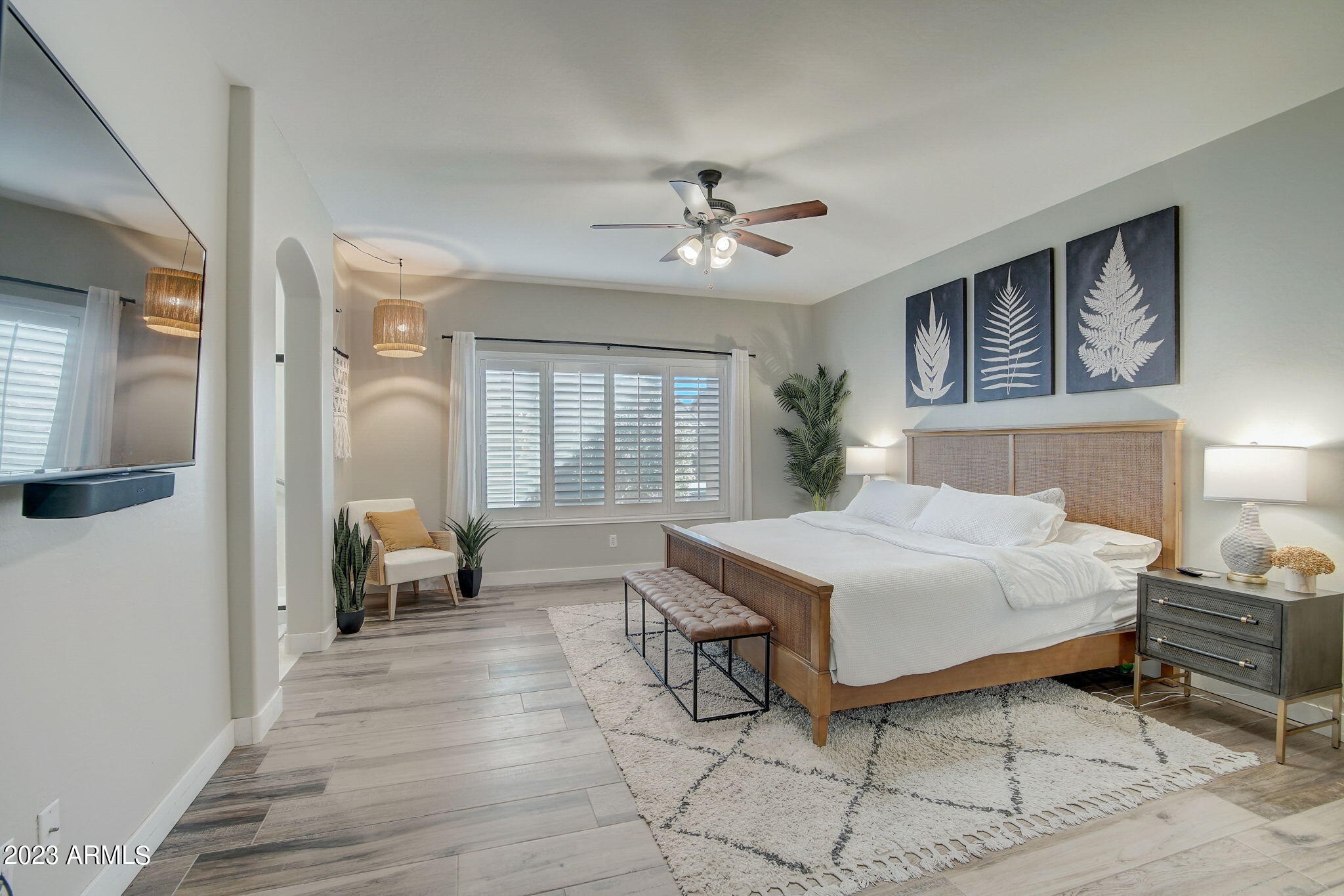 5125 E VILLA RITA Drive