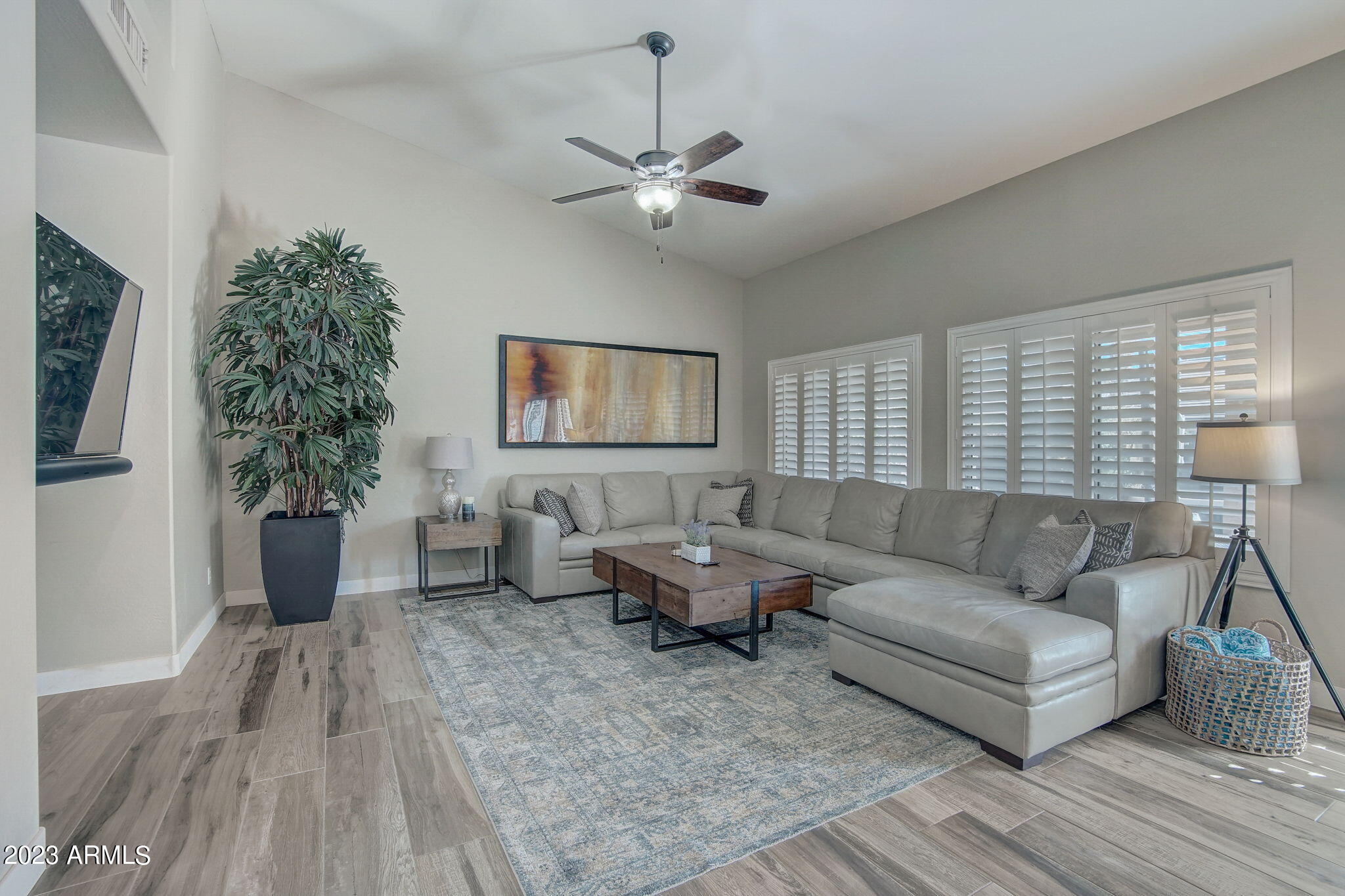 5125 E VILLA RITA Drive